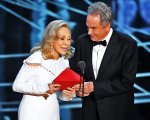 Oscar: i momenti shock della cerimonia, da La La Land al rifiuto di Marlon Brando