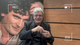 Laggiù Qualcuno Mi Ama, video intervista a Mario Martone