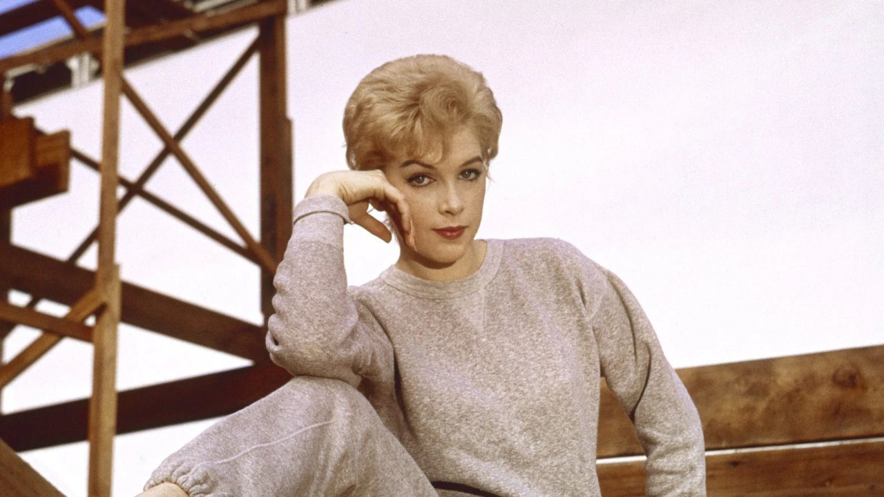 Stella Stevens, star di film come L'avventura del Poseidon, è morta a 84 anni