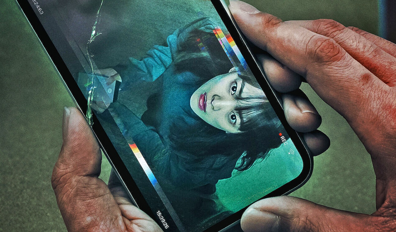 Unlocked, la recensione: su Netflix un thriller sulle ombre della tecnologia