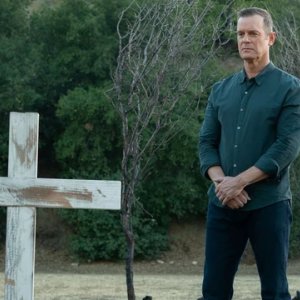 9-1-1: Peter Krause nella sesta stagione