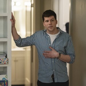 Fleishman a pezzi: Jesse Eisenberg nella serie