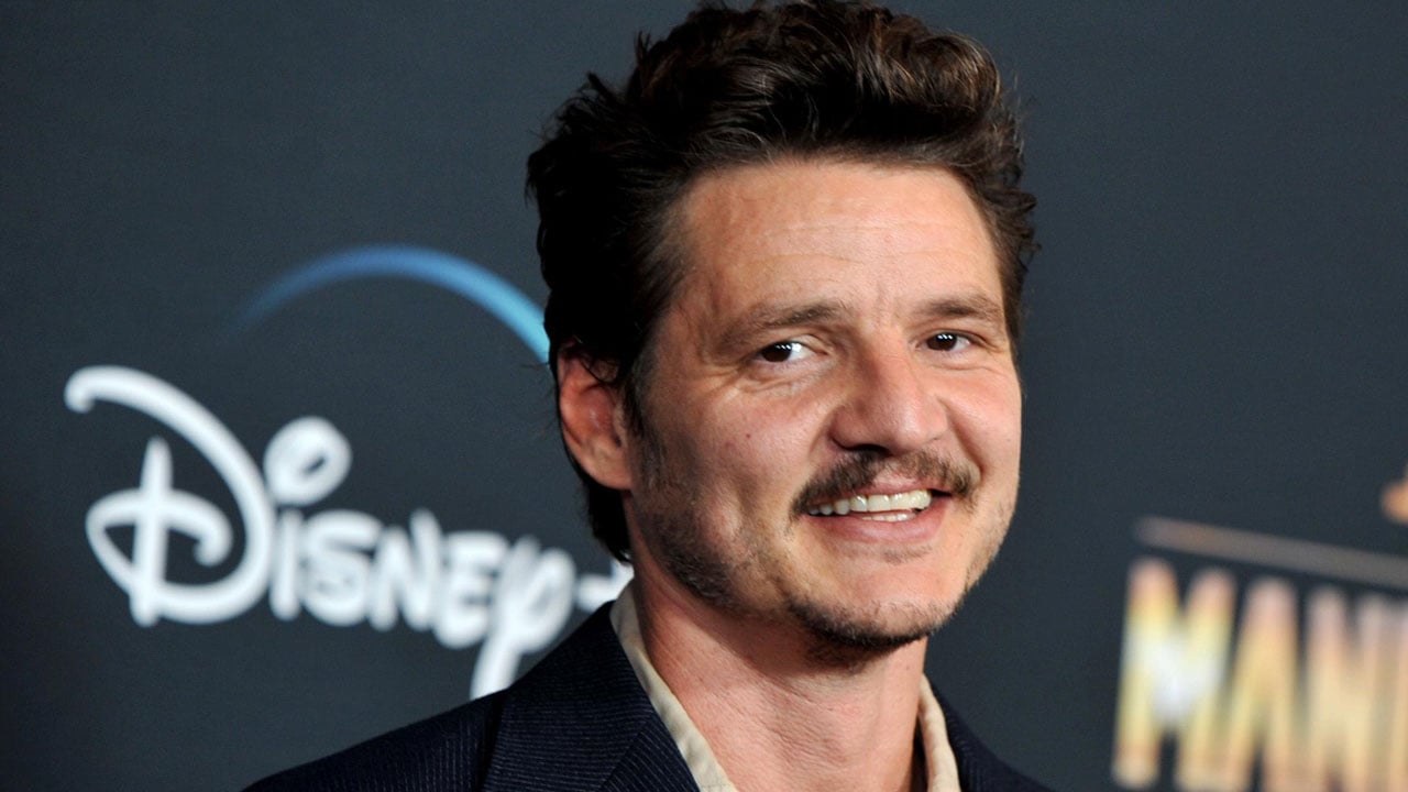 The Mandalorian: per Pedro Pascal è inquietante quando gli chiedono di fare la voce mandaloriana ai bambini