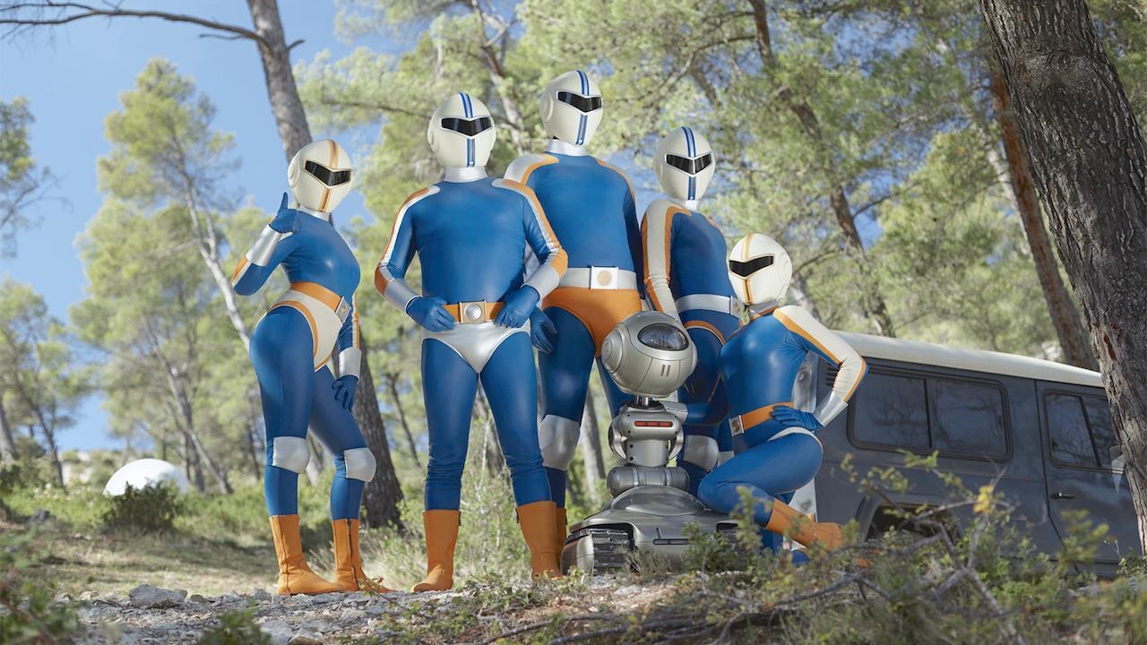 Smoking Causes Coughing: trailer per il cinecomic alternativo di Quentin Dupieux