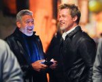 George Clooney e Brad Pitt: la leggendaria bromance continua sul set del nuovo film