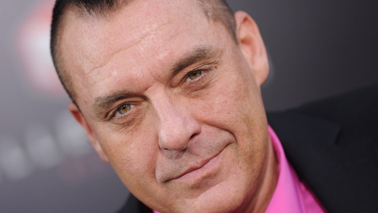 Tom Sizemore, i medici consigliano alla famiglia di staccare la spina: 'Non c'è più speranza'