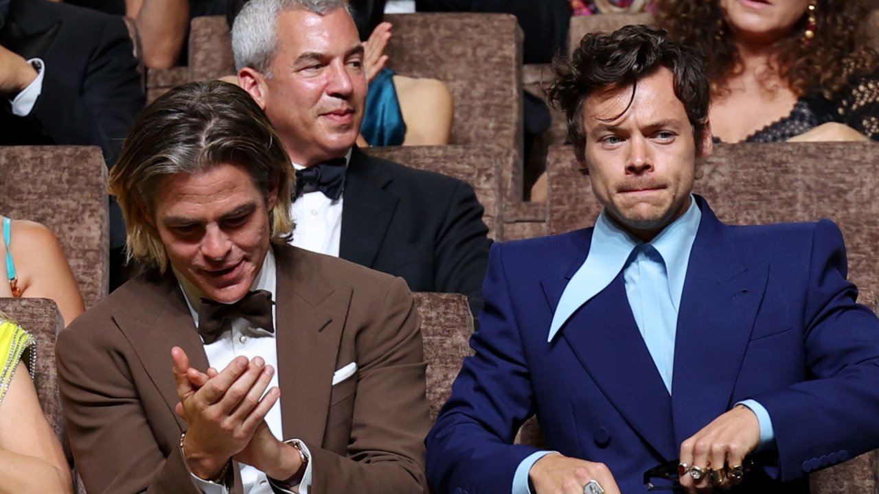 Don't Worry Darling, Chris Pine: 'Harry Styles non mi ha sputato addosso, è un bravo ragazzo'