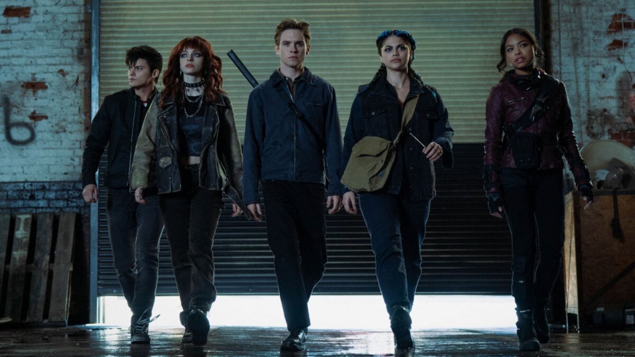 Gotham Knights: Batman è morto nel trailer della nuova serie CW