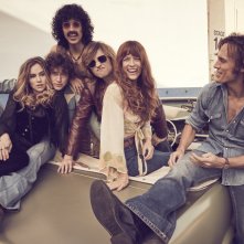 Daisy Jones & The Six: il cast in una foto promozionale