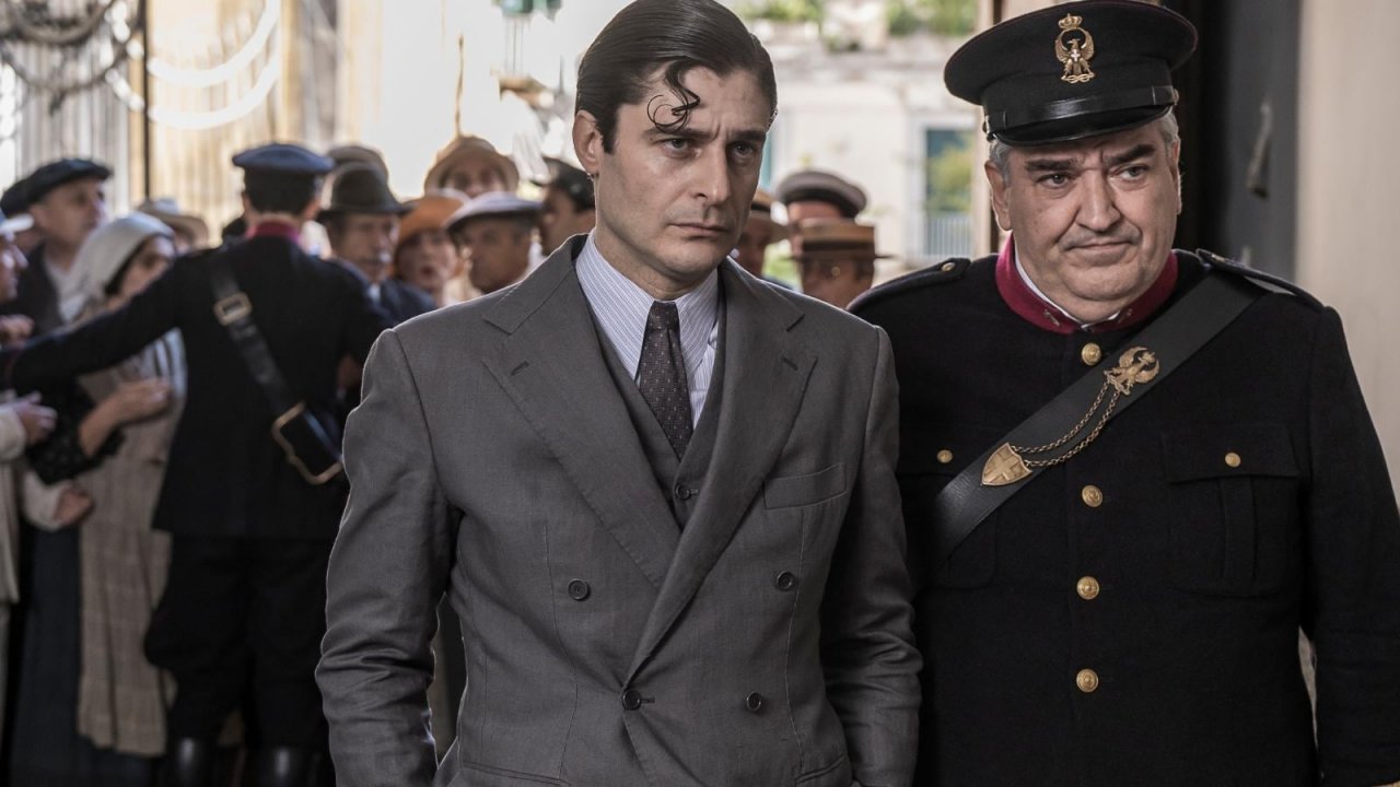 Il commissario Ricciardi 2, stasera la prima puntata su Rai 1: trama, cast e personaggi