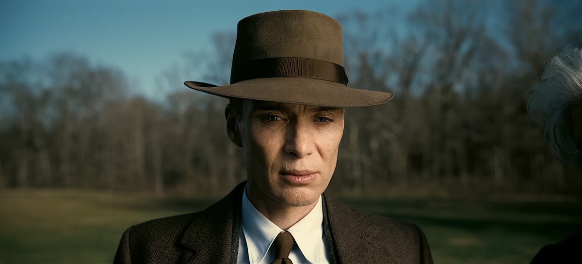 Oppenheimer: Matt Damon e Emily Blunt nel nuovo spot del film di Christopher Nolan