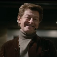 Luther - Verso l'Inferno, il ghigno del villain Andy Serkis