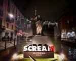 Scream 6: una Statua della Libertà versione Ghostface compare sui Navigli a Milano