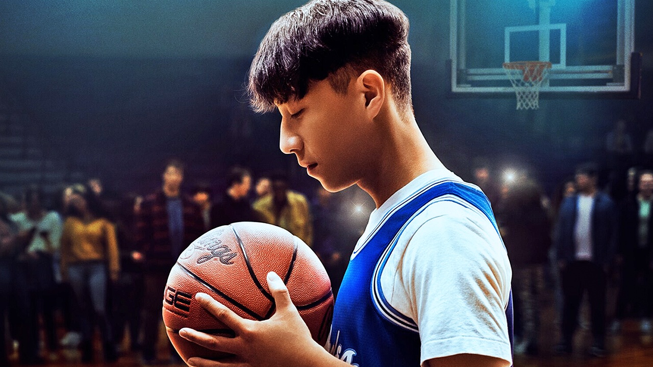 Chang a canestro, la recensione: un coming-of-age in chiave sportiva