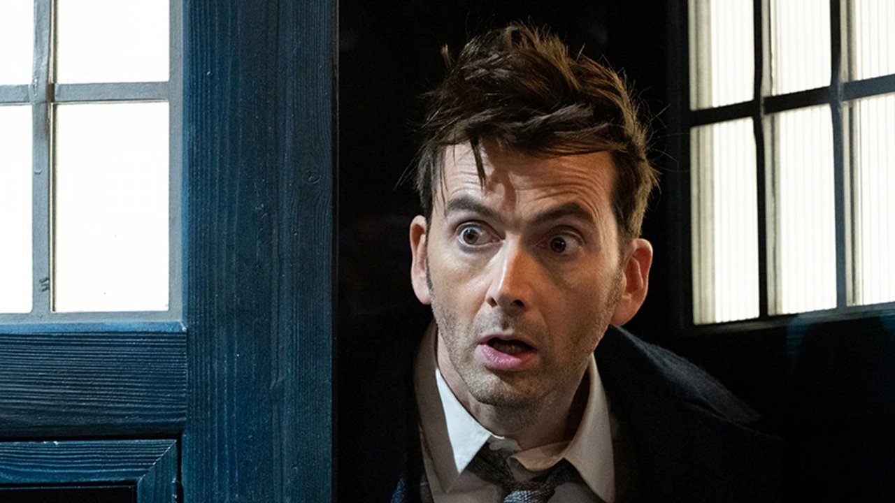 Doctor Who, diamo un ulteriore sguardo al nuovo look di David Tennant [FOTO]