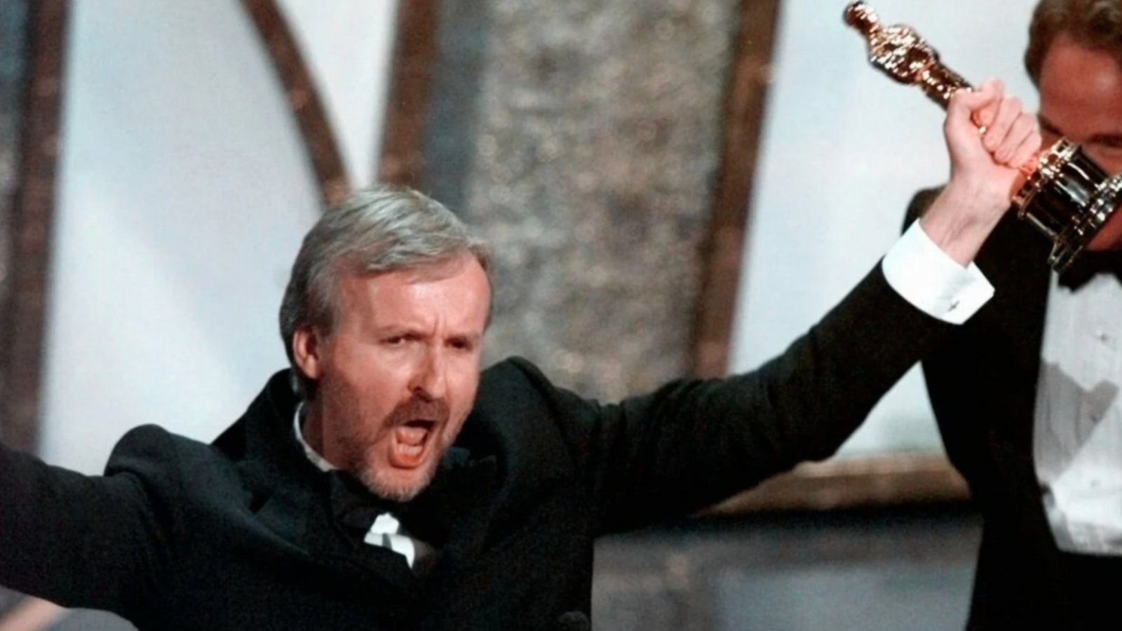 Titanic, James Cameron sul discorso agli Oscar: 'Warren Beatty mi disse 'Che ca**o hai fatto?'''