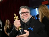 Guillermo Del Toro da record, è il primo a vincere l'Oscar per miglior film, regia e miglior film animato