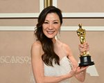 Oscar 2023: Michelle Yeoh entra nella storia come prima attrice asiatica a vincere come protagonista