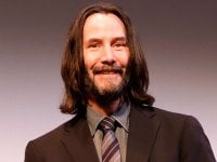 Keanu Reeves riceve una proposta di matrimonio da una fan, la sua risposta è impareggiabile