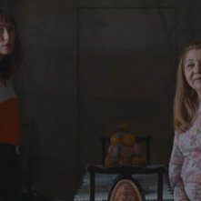 La abuela - Legami di sangue: Almudena Amor e Marina Gutiérrez in una scena del film