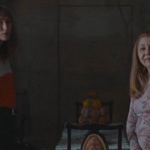 La abuela - Legami di sangue: Almudena Amor e Marina Gutiérrez in una scena del film