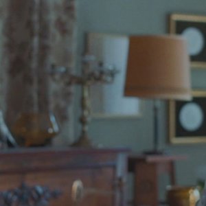 La abuela - Legami di sangue: Almudena Amor e Karina Kolokolchykova in una scena del film