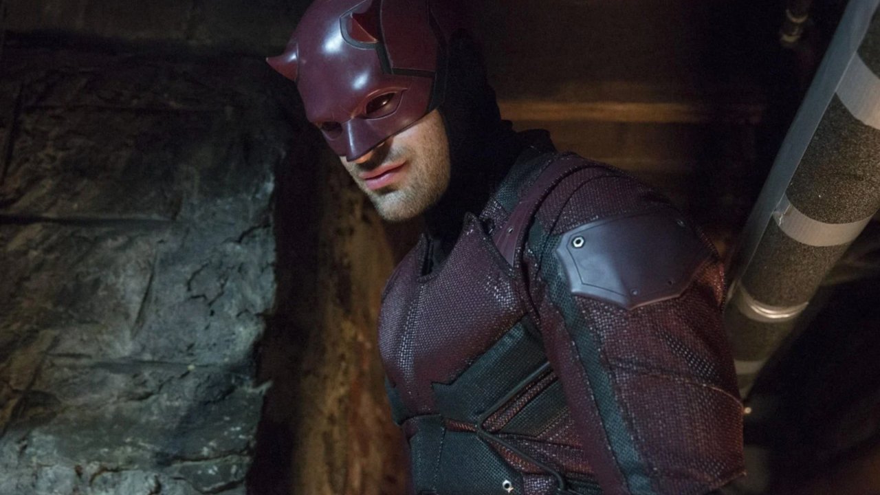 Daredevil: Born Again, the first photo of Charlie Cox on the set of the new Marvel series