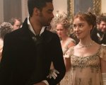 Bridgerton, Regé-Jean Page sulle scene di sesso con Phoebe Dynevor: 'Avevamo un orrendo alito al caffè'