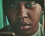 Sciame, la recensione: il lato ossessivo della musica secondo Donald Glover