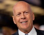 Bruce Willis: la moglie Emma Heming e Demi Moore festeggiano il suo compleanno, i video commoventi