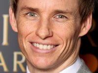 Il giorno dello sciacallo: Eddie Redmayne protagonista della serie Sky e Peacock