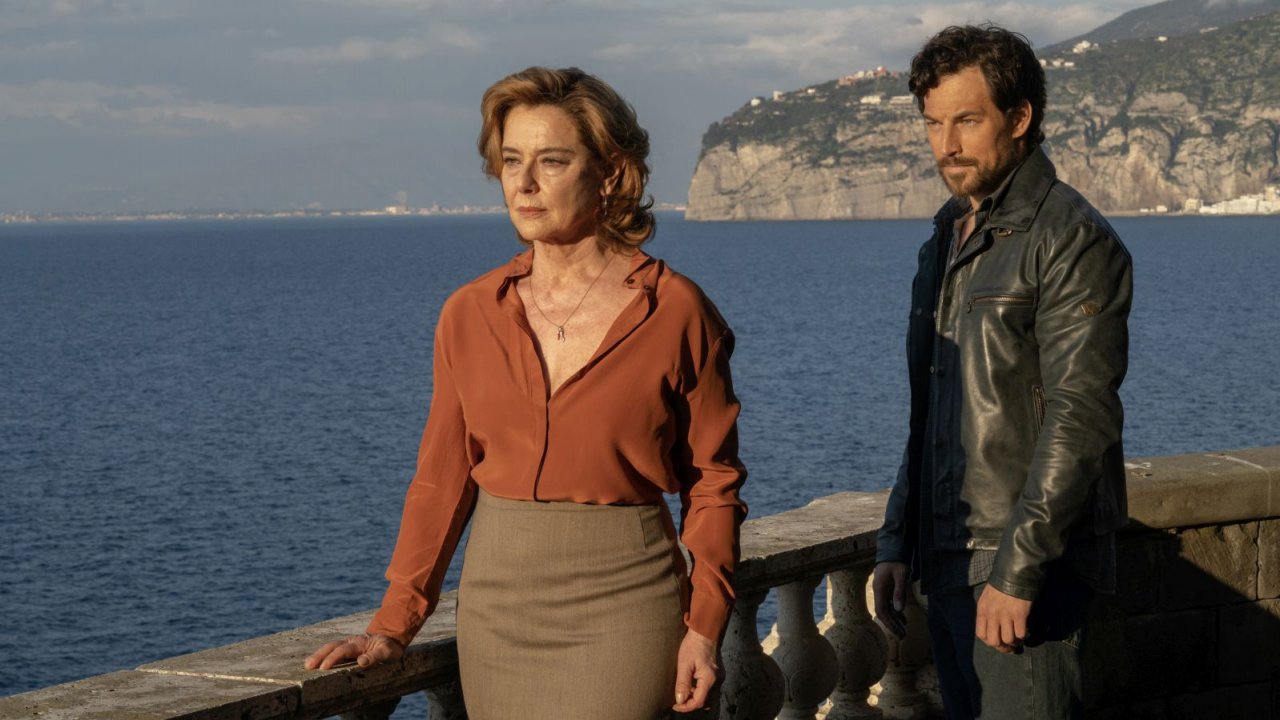 Monica Guerritore e Giacomo Gianniotti sul set della serie Netflix Inganno (FOTO)