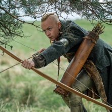 Outlander 7: una foto di John Bell