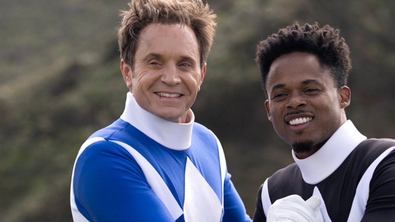 Power Rangers: la reunion del cast della serie originale nel trailer dello special di Netflix