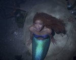 La Sirenetta: Halle Bailey costretta 13 ore sott'acqua al giorno per le riprese del film Disney
