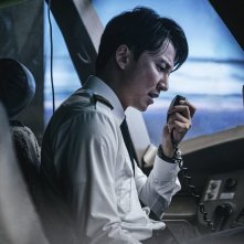 Emergency Declaration: una scena del film