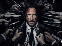John Wick 3: Winston ha sparato a John Wick per salvarlo? La risposta del regista