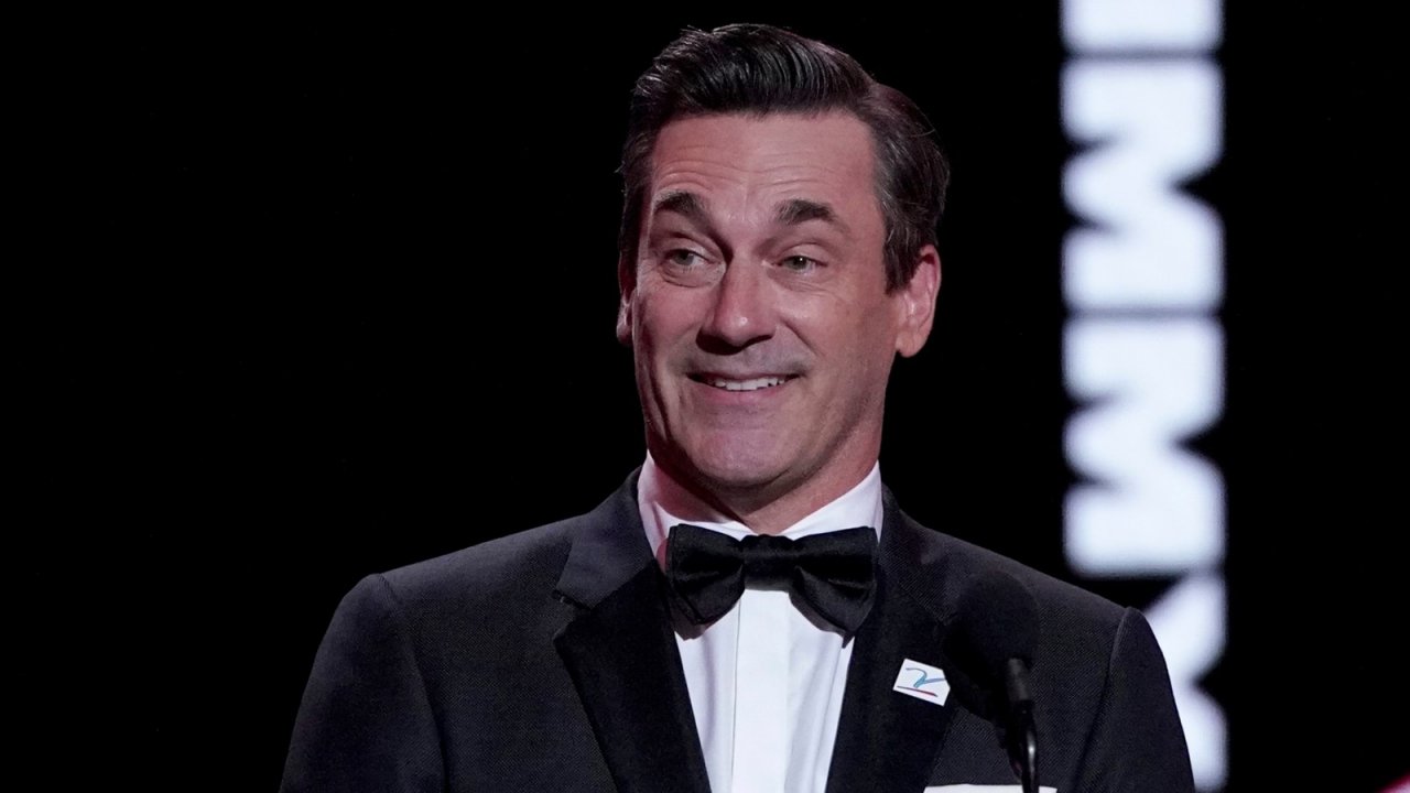 Mean Girls: Jon Hamm farà parte del cast del film musical