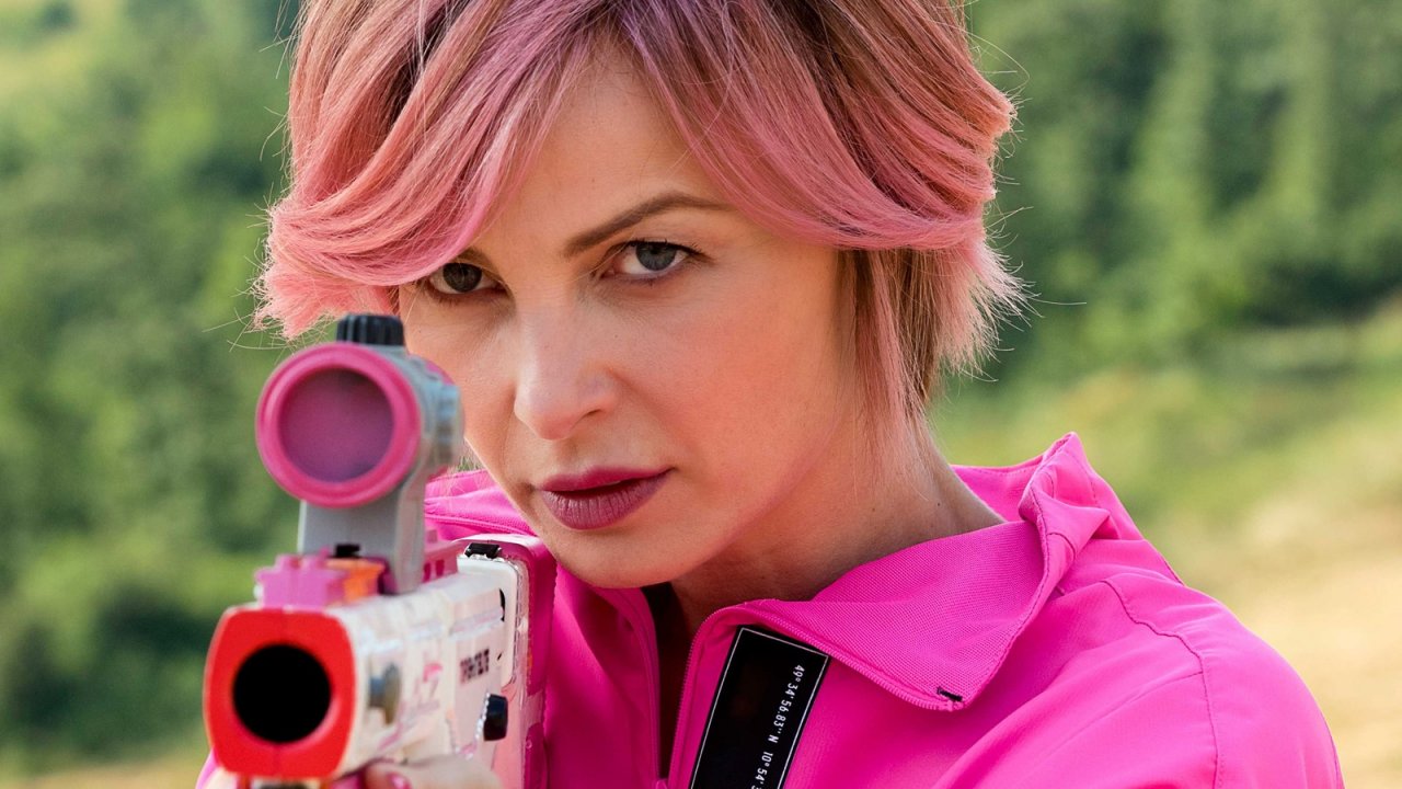 Evelyne tra le nuvole: guarda la clip esclusiva della commedia scritta e diretta da Anna Di Francisca