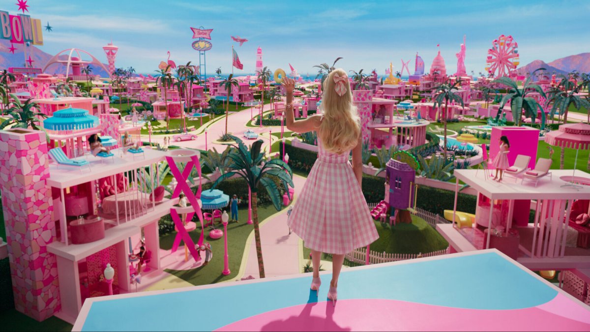 Barbie, la bambola di Margot Robbie non è abbastanza perfetta? Scopriamo la logline del film di Greta Gerwig