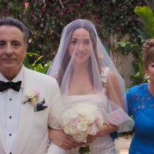 Il padre della sposa - Matrimonio a Miami: Andy Garcia, Gloria Estefan e Adria Arjona in una scena del film
