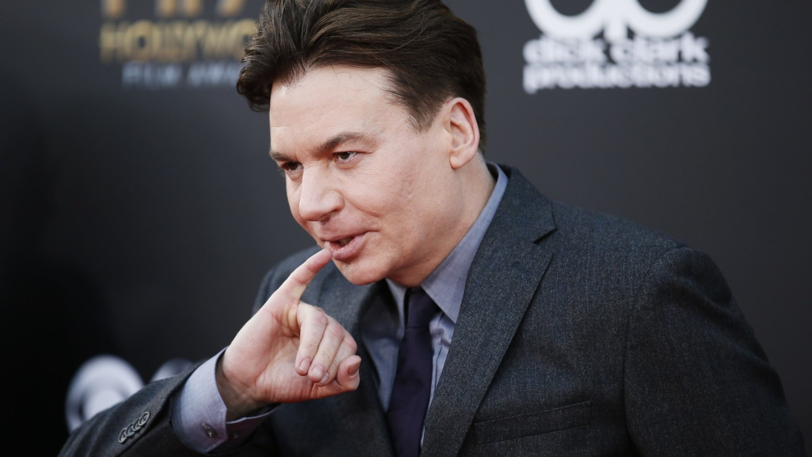 Love Guru, Mike Myers on bodyguard fired for eye contact: "I knew nothing about it"