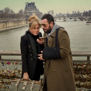Murder Mystery 2: Jennifer Aniston e Adam Sandler in un'immagine