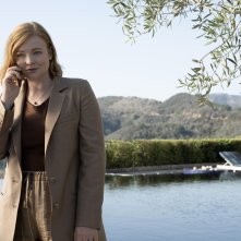 Succession 4: Sarah Snook in una scena della serie HBO