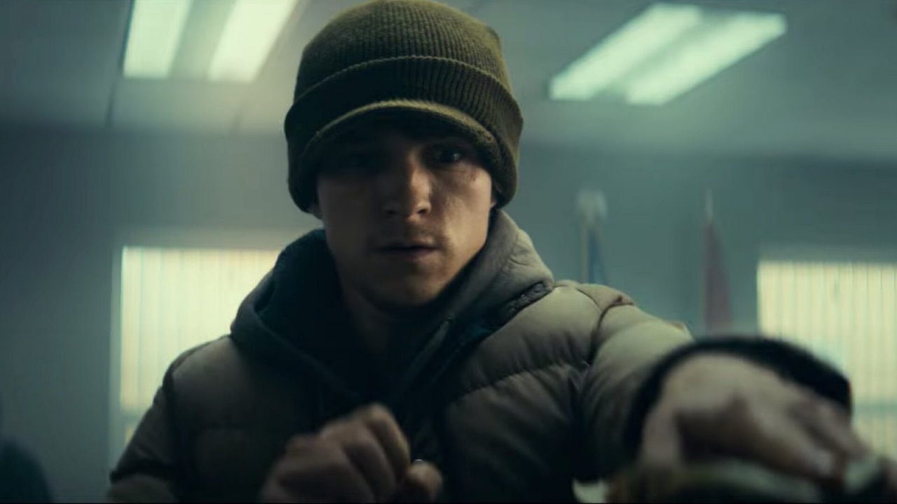 The Crowded Room: le prime immagini della serie interpretata da Tom Holland in arrivo su Apple TV+