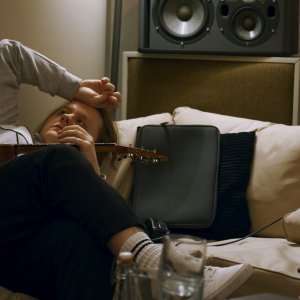 Lewis Capaldi - How I'm Feeling Now: una scena del film