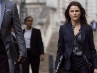 The Diplomat: Keri Russell deve impedire una crisi internazionale nel trailer della serie Netflix