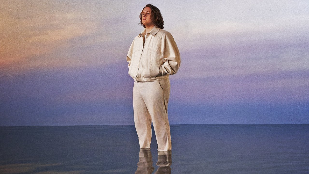 Lewis Capaldi: How I’m Feeling Now, la recensione: ritrovare e capire se stessi attraverso la musica