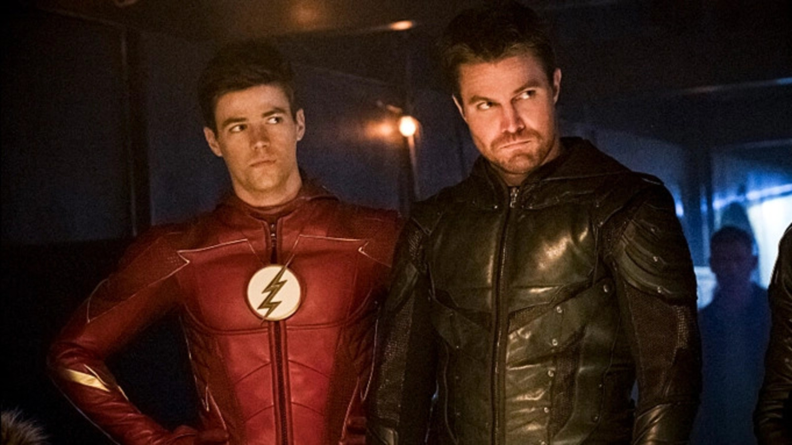 The Flash 9, c'è un nuovo Multiverso nel trailer e nelle foto dall'episodio con Stephen Amell