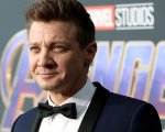 Jeremy Renner, il suo dottore: 'Lo spazzaneve è arrivato a pochi millimetri dagli organi vitali'
